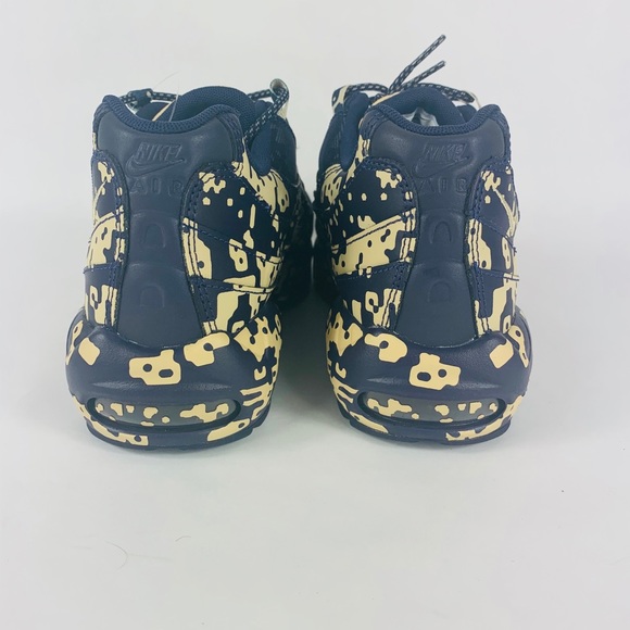 Nike AirMax 95 - Picture 3 of 4